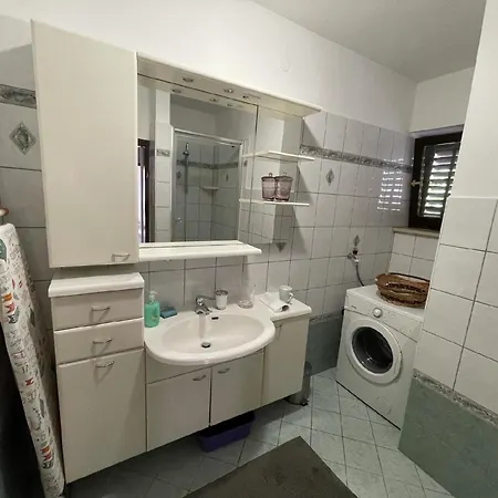 Fuer 4 Personen Ca 56 Qm In Njivice, Kvarner Bucht Krk Apartman