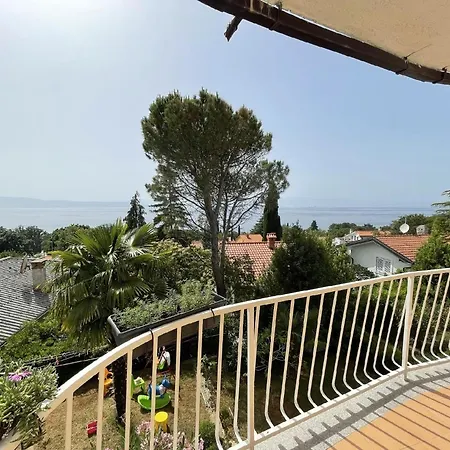 Apartman Fuer 4 Personen Ca 56 Qm In Njivice, Kvarner Bucht Krk Njivice